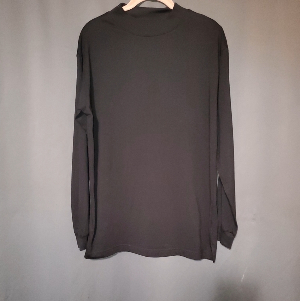 PINK VICTORIA SECRET SIZE SMALL LONG SLEEVE SHIRT